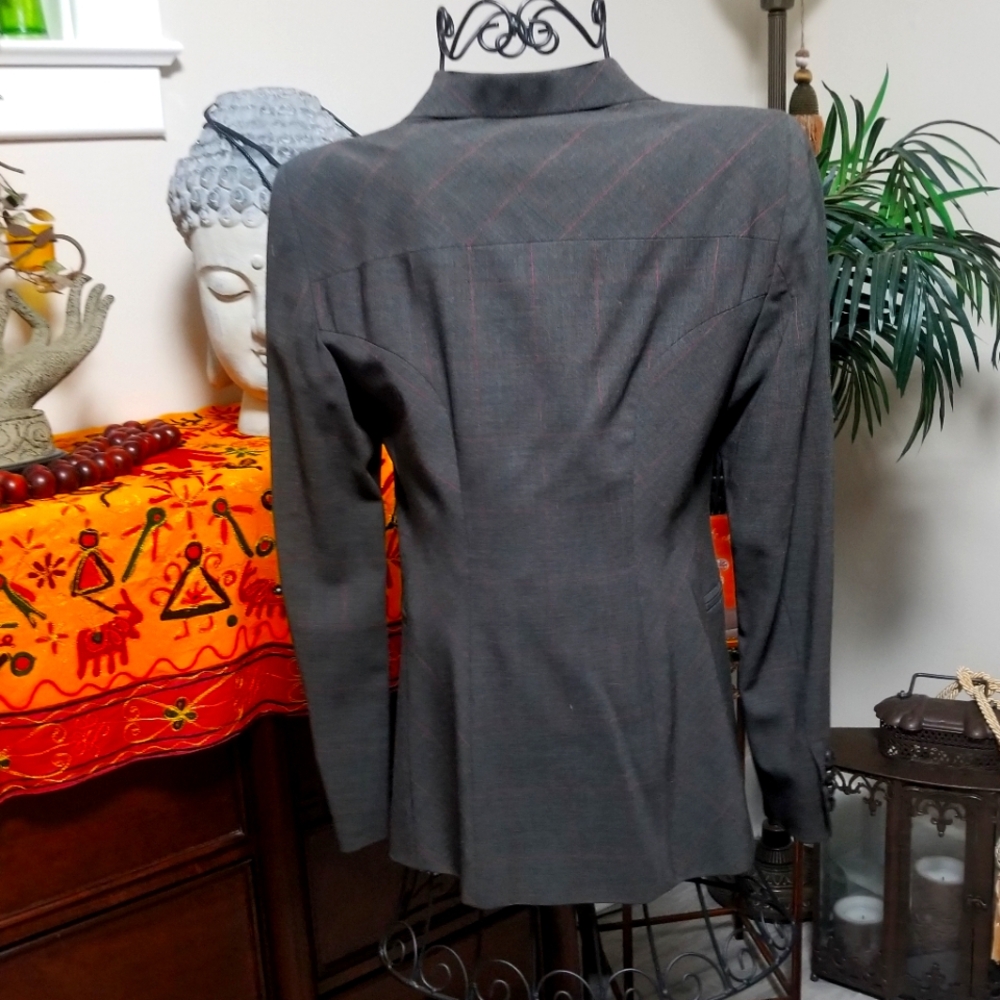 Moschino Wool Women's Prince of Wales Print Blazer Jacket. Size: 8. - Picture 2 of 8